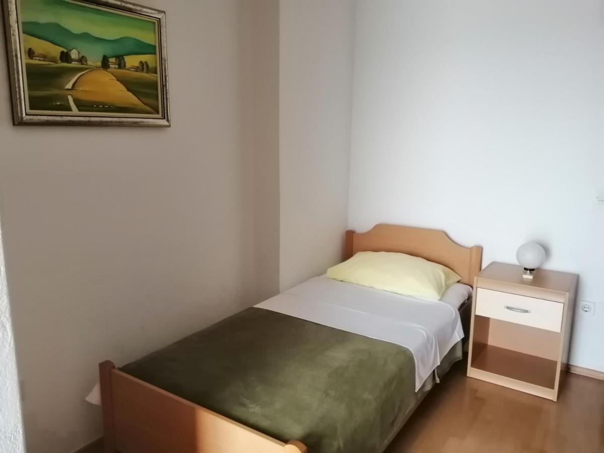 Apartmani Grgo Živogošće Eksteriør bilde